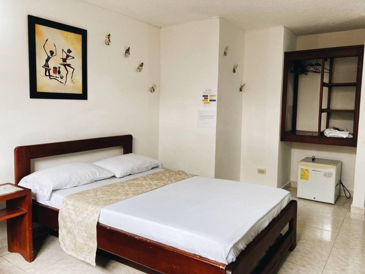 Refugio Llanero Hotel Boutique Villavo Centro 3K Aeropuerto ויז'אוויסנסיו מראה חיצוני תמונה